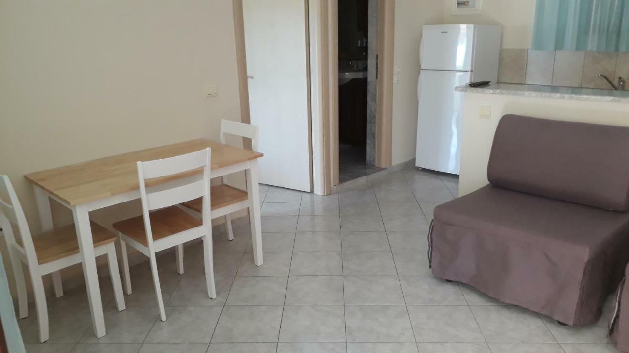 Aparthotel La Casa Di Nonna Anna Nikiana Exteriér fotografie